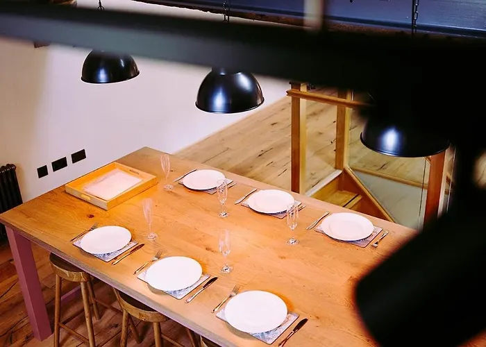 Tithe Barn, Holiday home *