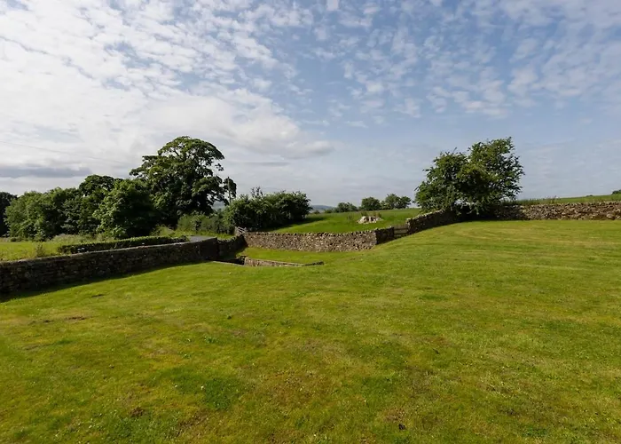 Holiday home Tithe Barn, *