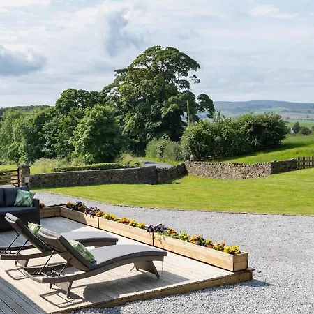 Tithe Barn, Dom wakacyjny