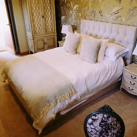 Tithe Barn, Dom wakacyjny