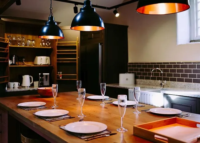 Tithe Barn, * Skipton